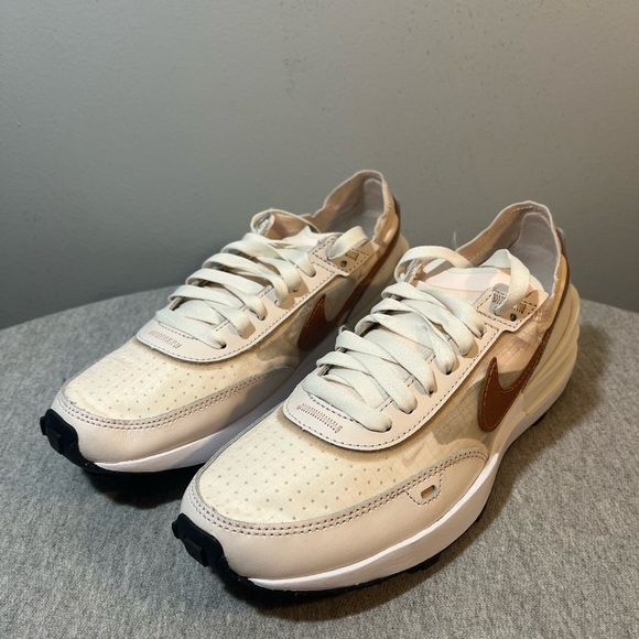 Nike Waffle One ESS Light Soft Pink Athletic Women’s Shoe Size 8 (FB1298-600) - Picture 9 of 11